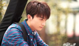 夜空下最亮的星电视剧,揭秘夜空下最亮的星的璀璨人生